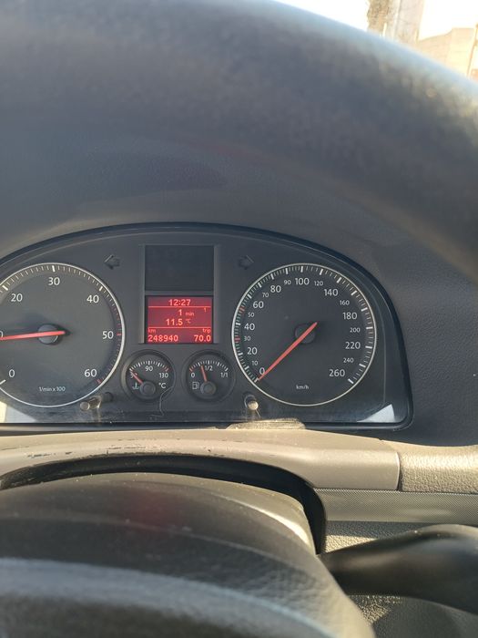 Wv туран 2.0 140 кс