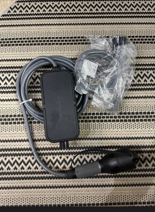 Încărcător auto electric Original BMW Flexible Fast Charger 11kW (Type 2) - Nou