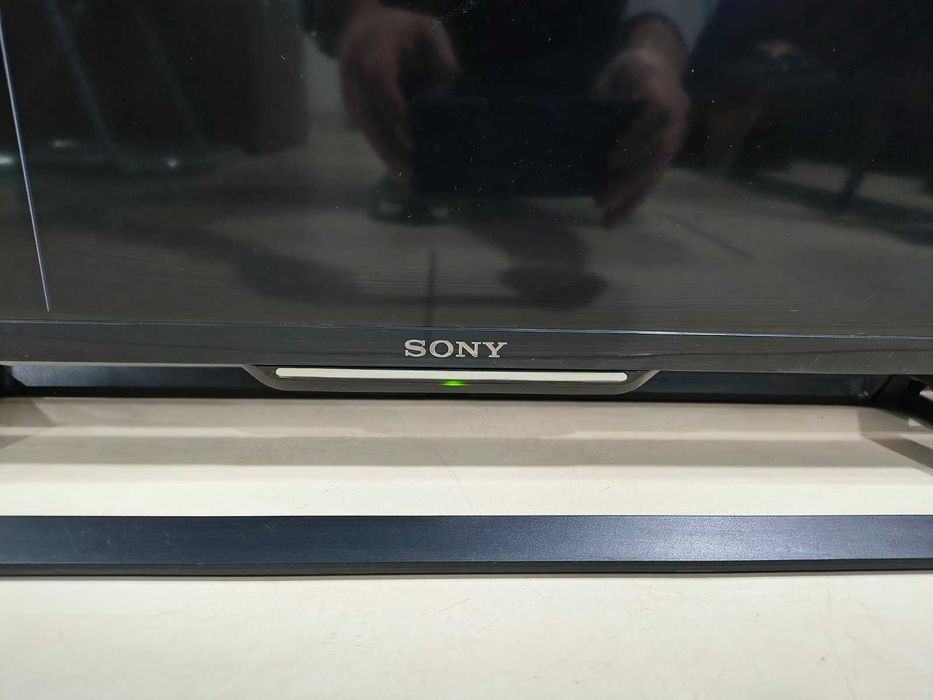Телевизор Sony Bravia KDL-40R450C