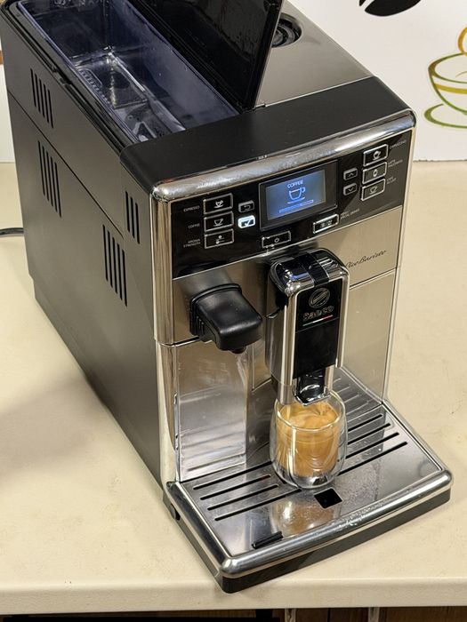 Кафемашина кафе автомат Saeco PicoBarista с гаранция