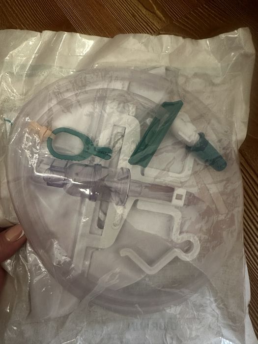 Уход средства ,пеленки, и много чего для болеющих людей