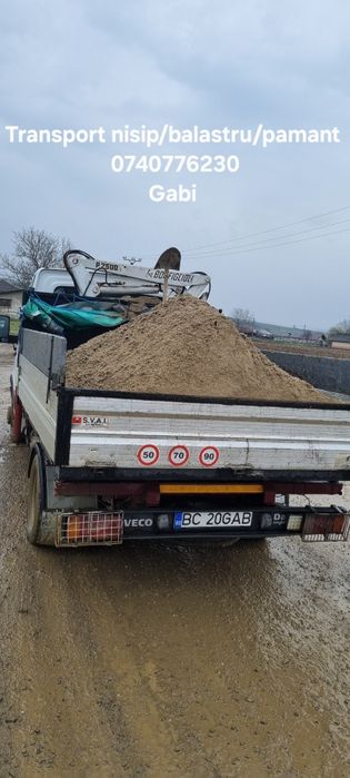 Transport basculabil si macara hidraulica