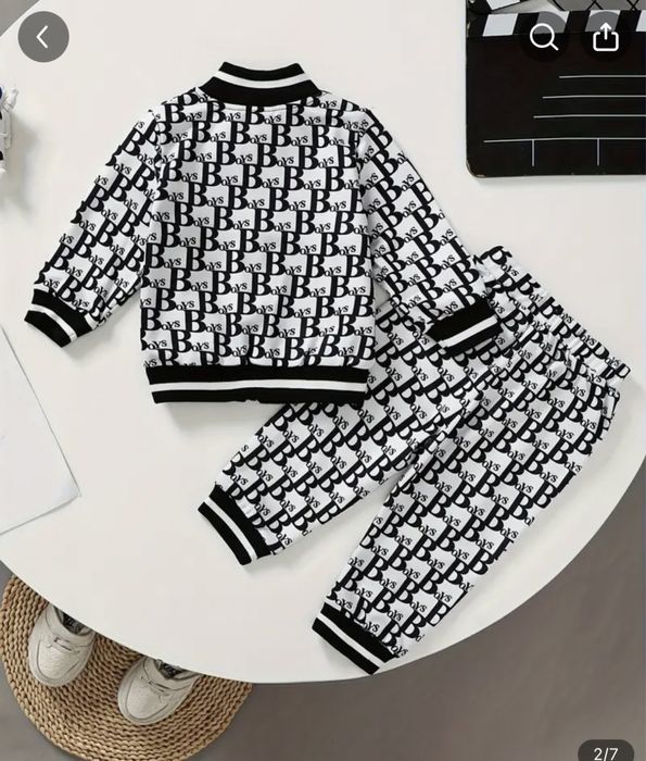 Продам детский костюм