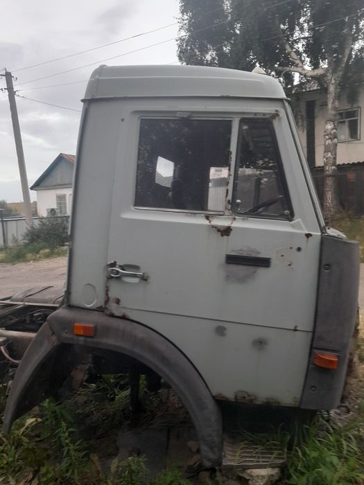 Продам кабину на камаз евро 1