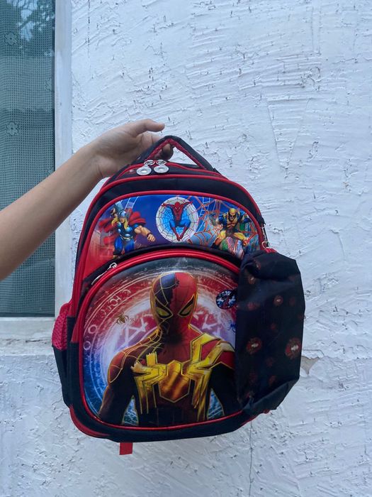 Рюкзаки,барсетки