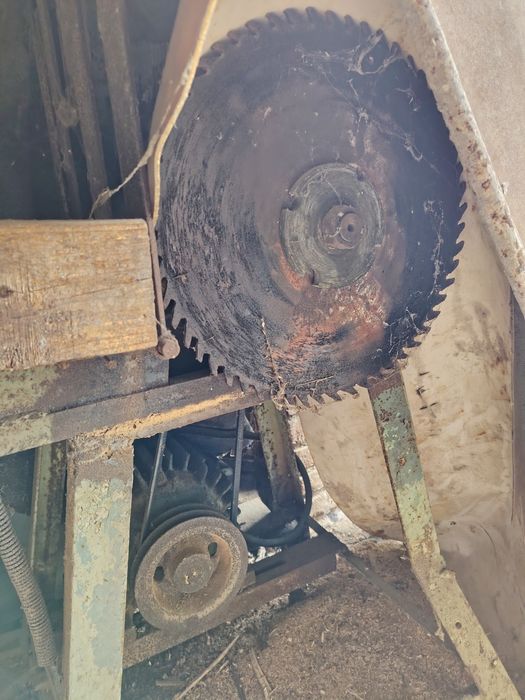 Циркуляр за дърва