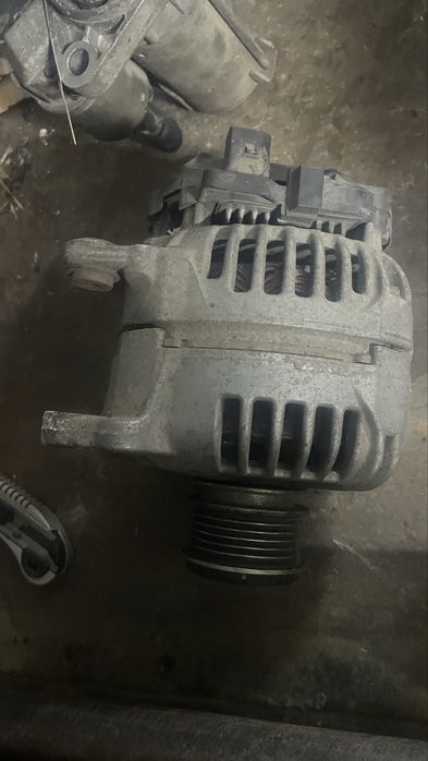 Продам стартер и генератор от Шкоды Октавия