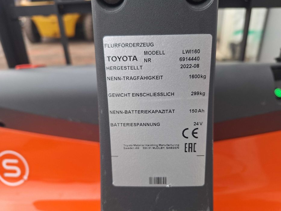 Електрическа палетна количка Toyota LWI160 Li-ION-212 м.ч.