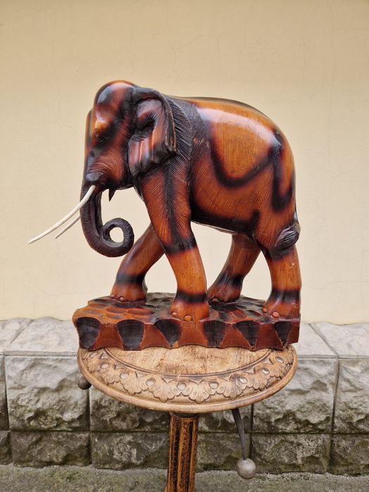 Огромна антикварна колекционерска дървена фигура статуетка