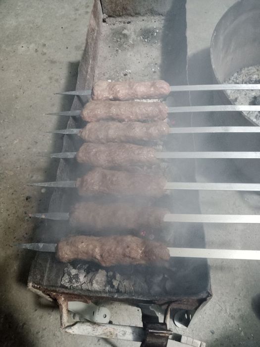 Повар, шашлычник на даче, на природе, на дому.
