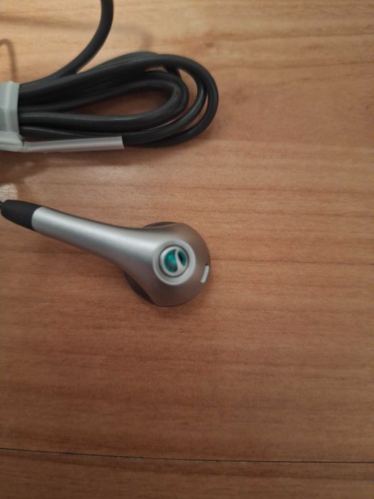 Casti si pen touch screen stylus pentru Sony Ericsson P1i