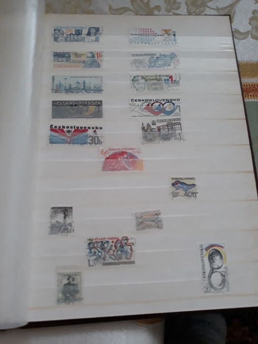 Vand clasor cu timbrele din imagine, stare excelenta.