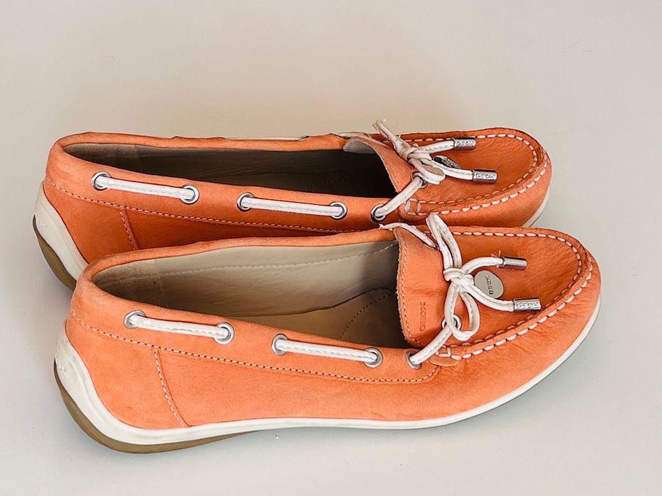 Geox respira елегантни кожени мокасини в разкошен цвят сьомга 36.5/37