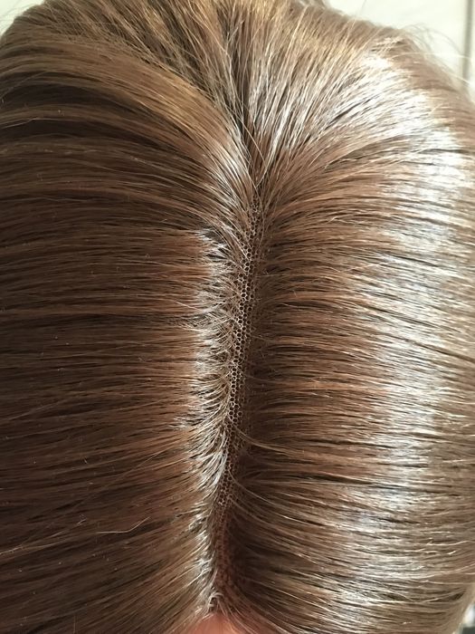 Peruca din fibra termo