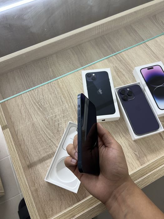 iPhone 13 128 GB 100%