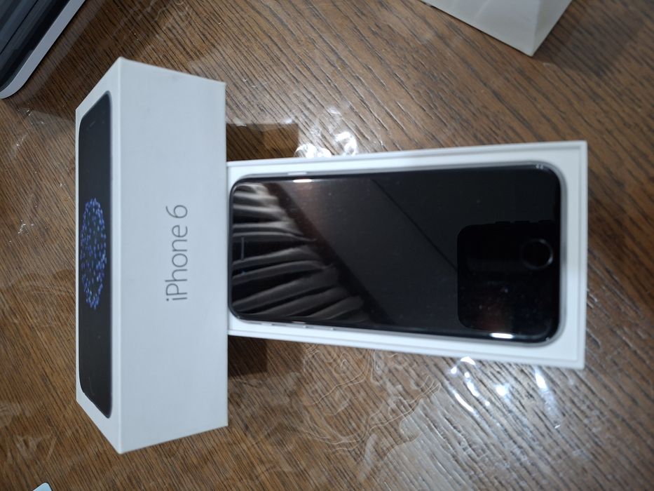 Айфон 6                   .