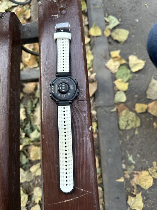 Часы Garmin 735XT