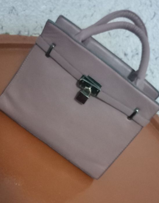 Juda ham qulay sumkalar