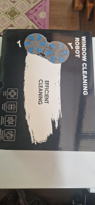 Мойщик окон робот