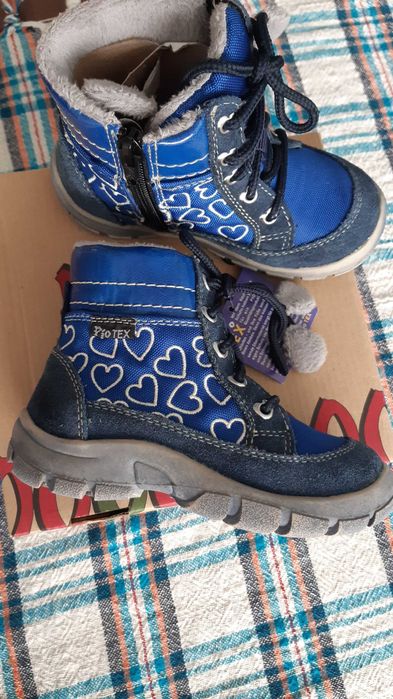 Нови ботушkи N25