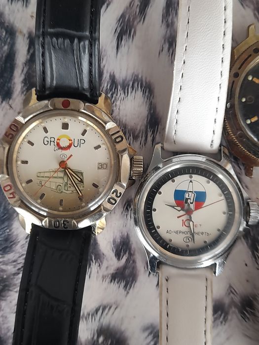 Лот от ретро руски механични часовници Восток Командирски