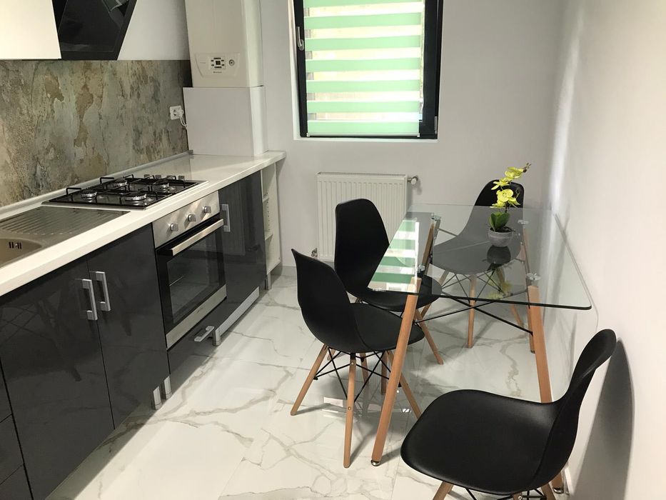 Închiriez apartament 2 camere