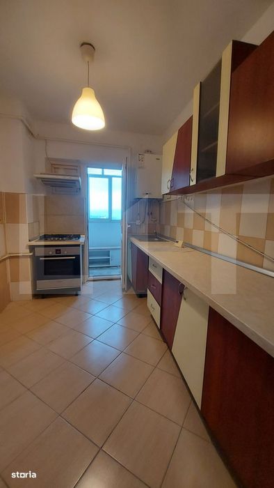 Apartament 3 camere, 67 mp, zona Simeria