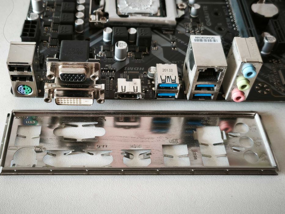 мат-плата + процессор Gigabyte B365M HD3