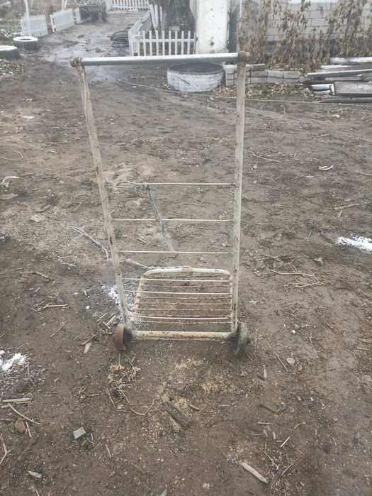 Продам недорого каляскудля огорода