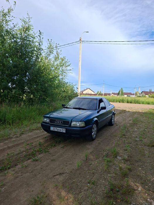 Продам Ауди 80 б4.