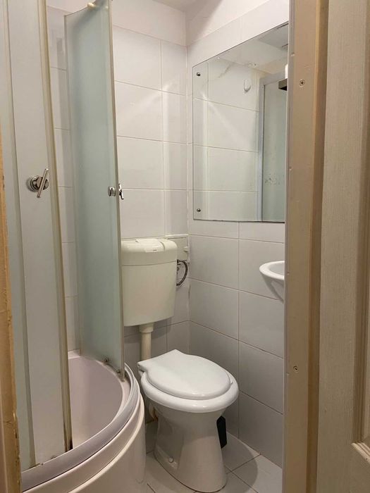 GARSONIERA DE INCHIRIAT zona Unirii-rond Piata Alba Iulia, Bucuresti