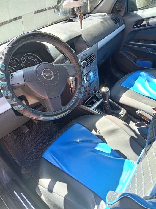 Opel astra h 2005