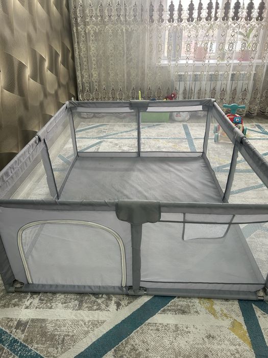 Продам манеж 180*200