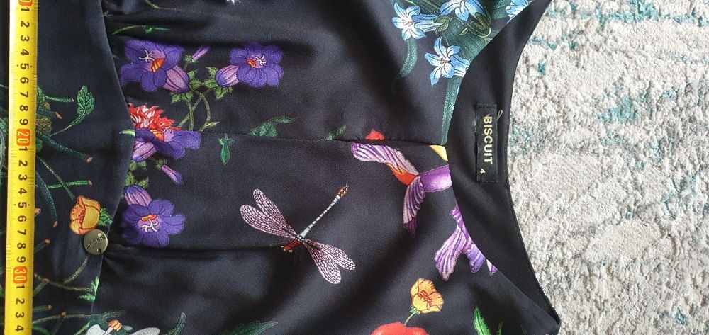 Rochie deosebită multicoloră