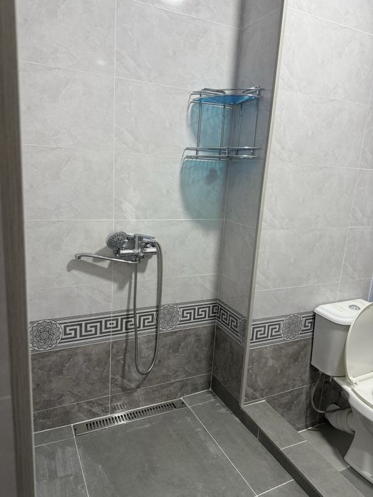 Фарғона ш Киуф университет рўпарасида янги 1 хонали уй сотилади