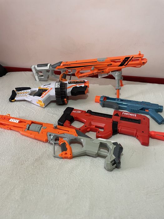 Nerf arme de jucarie