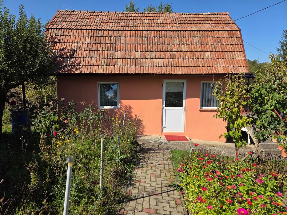 Casa pe Antonio Gaudi cu 1500mp teren