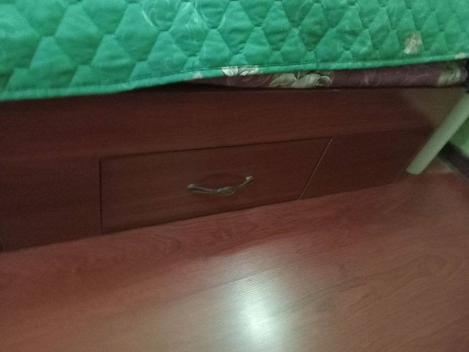 Спальный гарнитур