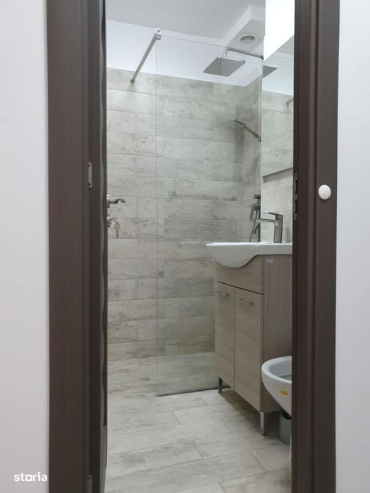 Apartament 2 camere zona AFI,CU SCARA INTERIOARA
