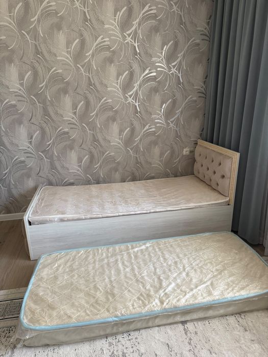 Продам спальные кровати