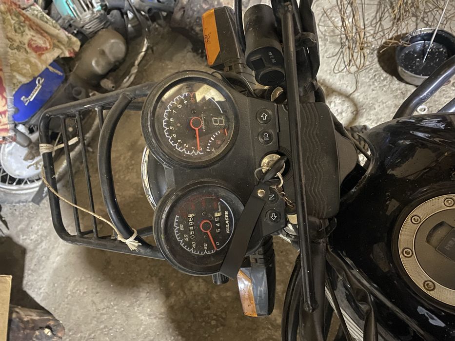 Мотоцикл китаец  200cc