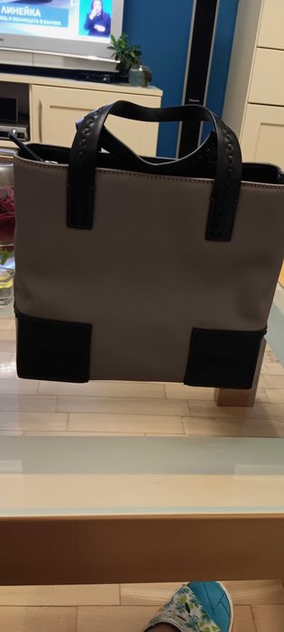 Бутикова дамска чанта Estee Lauder