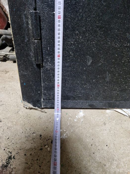 Сыртқы есік сатылады