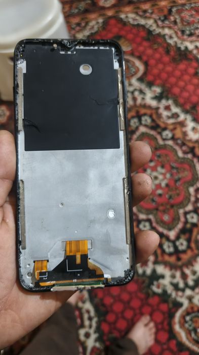 Infinix X689F ekran siniq ishlamaydi bashqa qisimlar ishlaydi