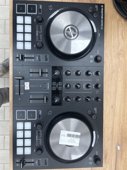 DJ контроллер Traktor Kontrol 32/ Момышулы 23 Рассрочка 0-0-12