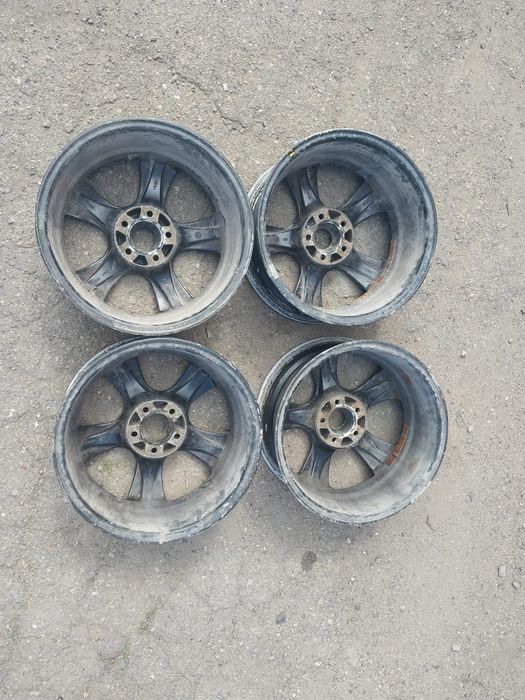 Диски R17 оригинал. Вылет ЕТ38. На Мерседес.