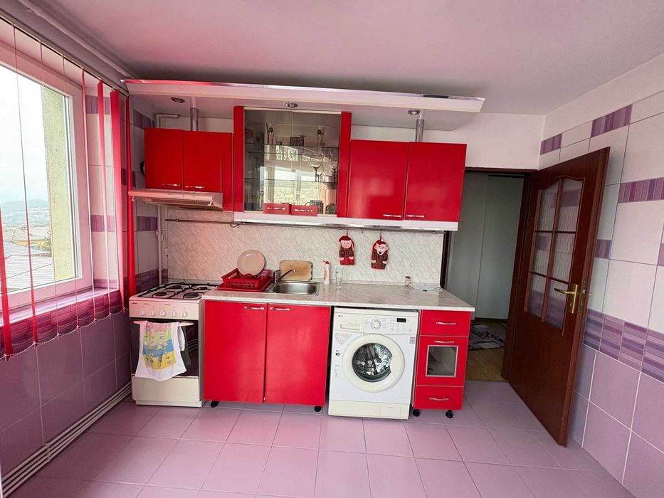 Vand moblier casa bucatarie living dormitor ,canapea