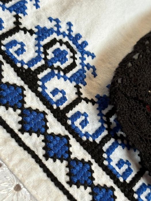 Vand costum popular autentic