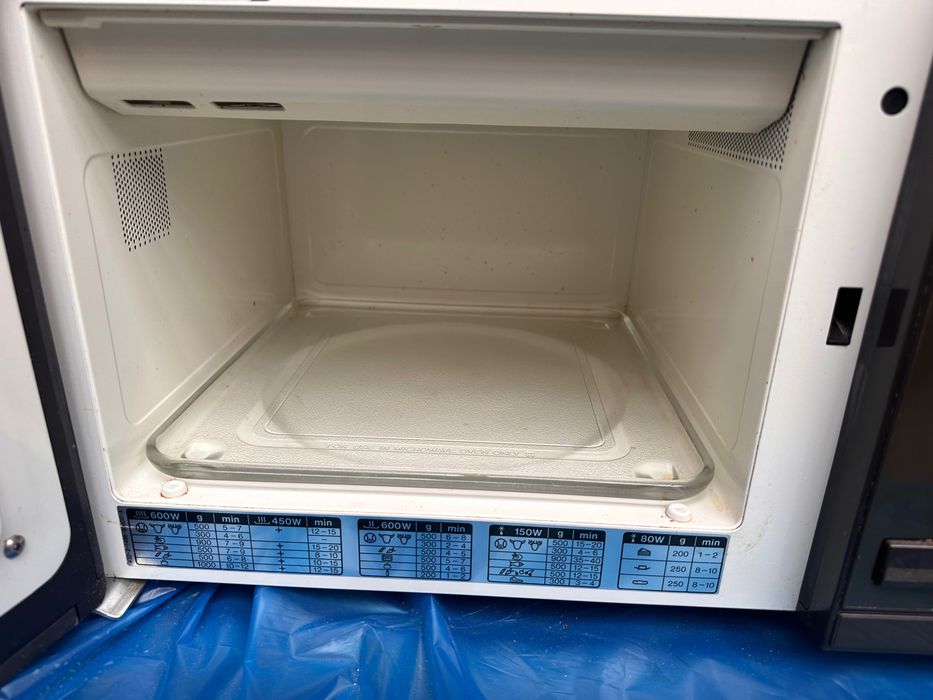 Cuptor cu microunde firma Miele