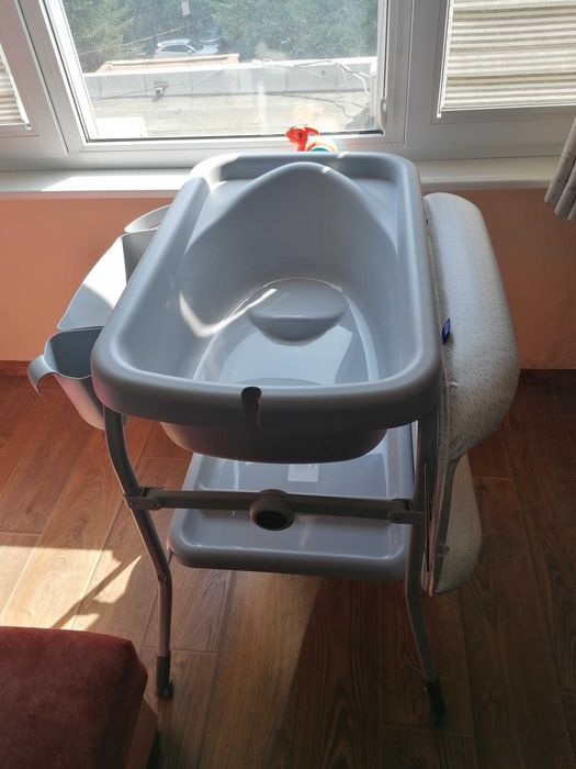 Вана за къпане с повивалник